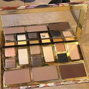 Tarte eye and face palette